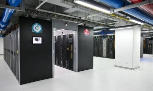 谷歌、亚马逊掀起“海底暗战”，中国企业不应缺席