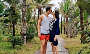 张梓琳晒俩女儿近照，胖妹和妹妹遗传爸妈高个子，全家都是大长腿